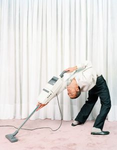 انسان وارونه گشته توسط ناخودآگاه الگوریتمی